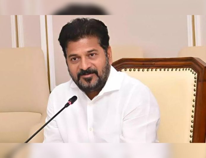 രാഹുൽ പ്രധാനമന്ത്രിയായാൽ കേന്ദ്ര വിദ്യാഭ്യാസ മന്ത്രി 'ജെൻ സി' നേതാവ്; പ്രഖ്യാപനവുമായി രേവന്ത് റെഡ്ഡി