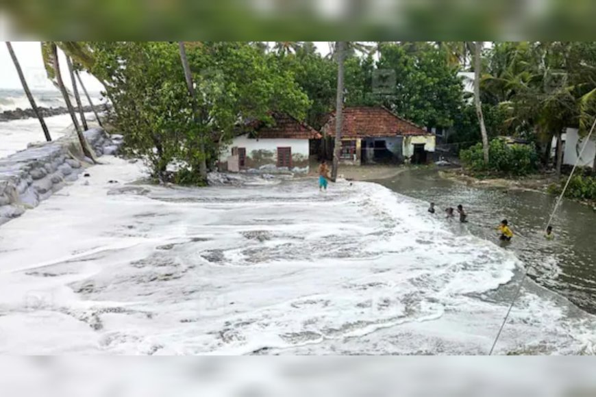ചെല്ലാനത്ത് രൂക്ഷമായ കടലാക്രമണം; വീടുകളിലും റോഡുകളിലും വെള്ളം കയറി